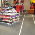 Sportfloor Color, Gummi, Kautschuk, Neugummi, Gummigranulat, Fitnessraum, Fitnessstudio, Sport, Trainingsbereich, Hantel, Sportbelag, Rollenware, Belag, Boden, Bodenbelag, schwer entflammbar, emissionsgeprüft