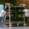 Einlagerung, Hallenboden-Schutzbeläge, Lagergeräte, Lagerwagen, Lagerständer, Rollenaufzüge, Geräteraum, Rollen, Lagerung